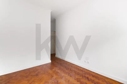 Apartamento T4 para Arrendamento em Avenidas Novas