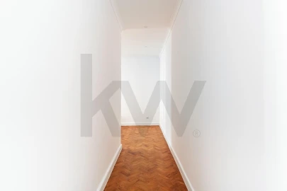 Apartamento T4 para Arrendamento em Avenidas Novas