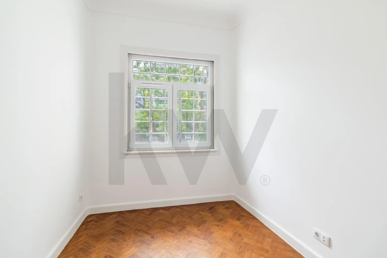Apartamento T4 para Arrendamento em Avenidas Novas Foto 16