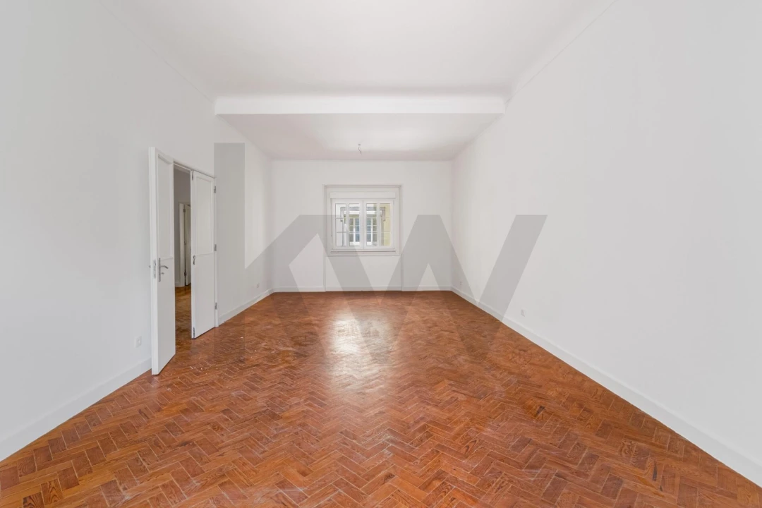Apartamento T4 para Arrendamento em Avenidas Novas Foto 19