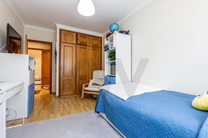 Apartamento T3 para Venda em Ramada e Caneças