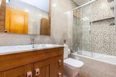 Apartamento T3 para Venda em Ramada e Caneças
