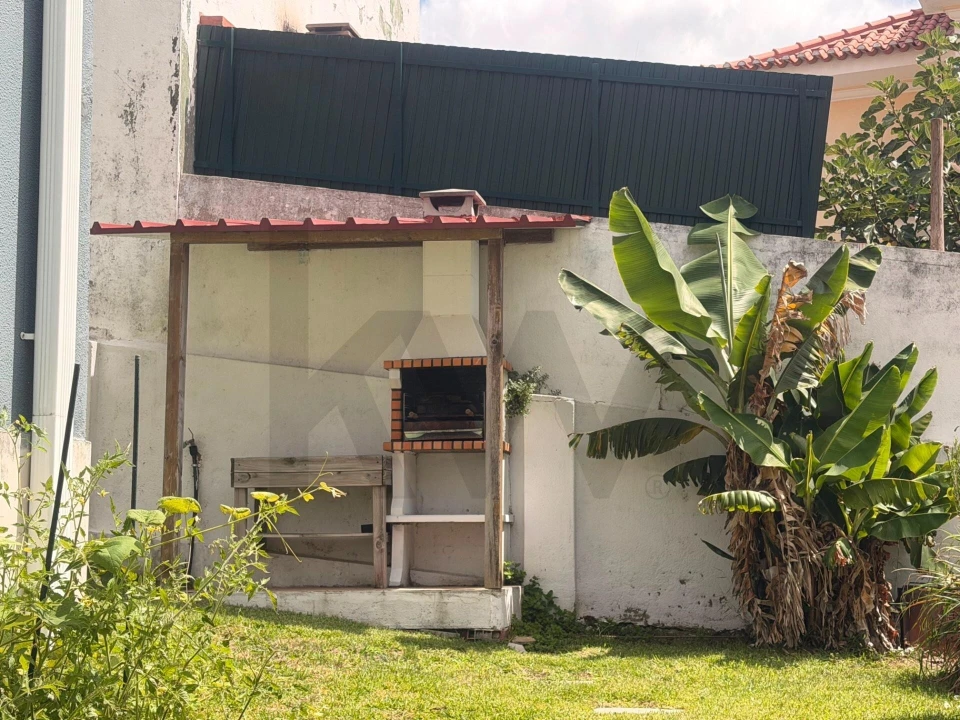 Apartamento T3 para Venda em Ramada e Caneças Foto 34