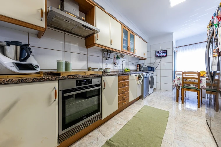 Apartamento T3 para Venda em Ramada e Caneças Foto 11