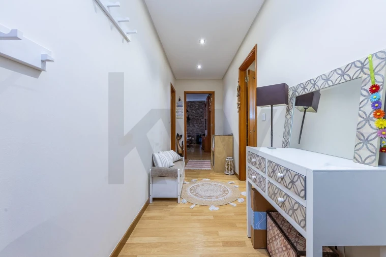 Apartamento T3 para Venda em Ramada e Caneças Foto 27