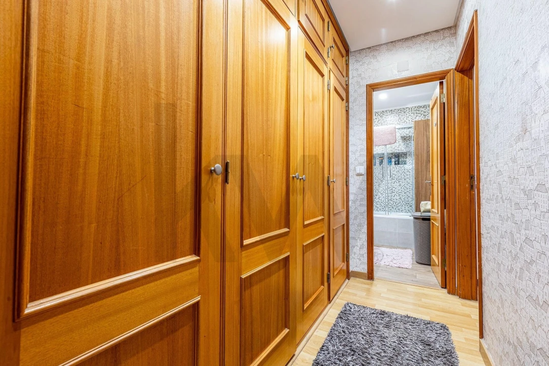 Apartamento T3 para Venda em Ramada e Caneças Foto 24