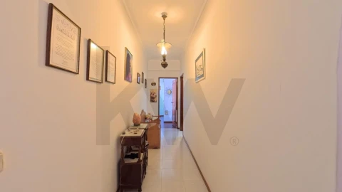 Apartamento T1 para Venda em Algueirão-Mem Martins