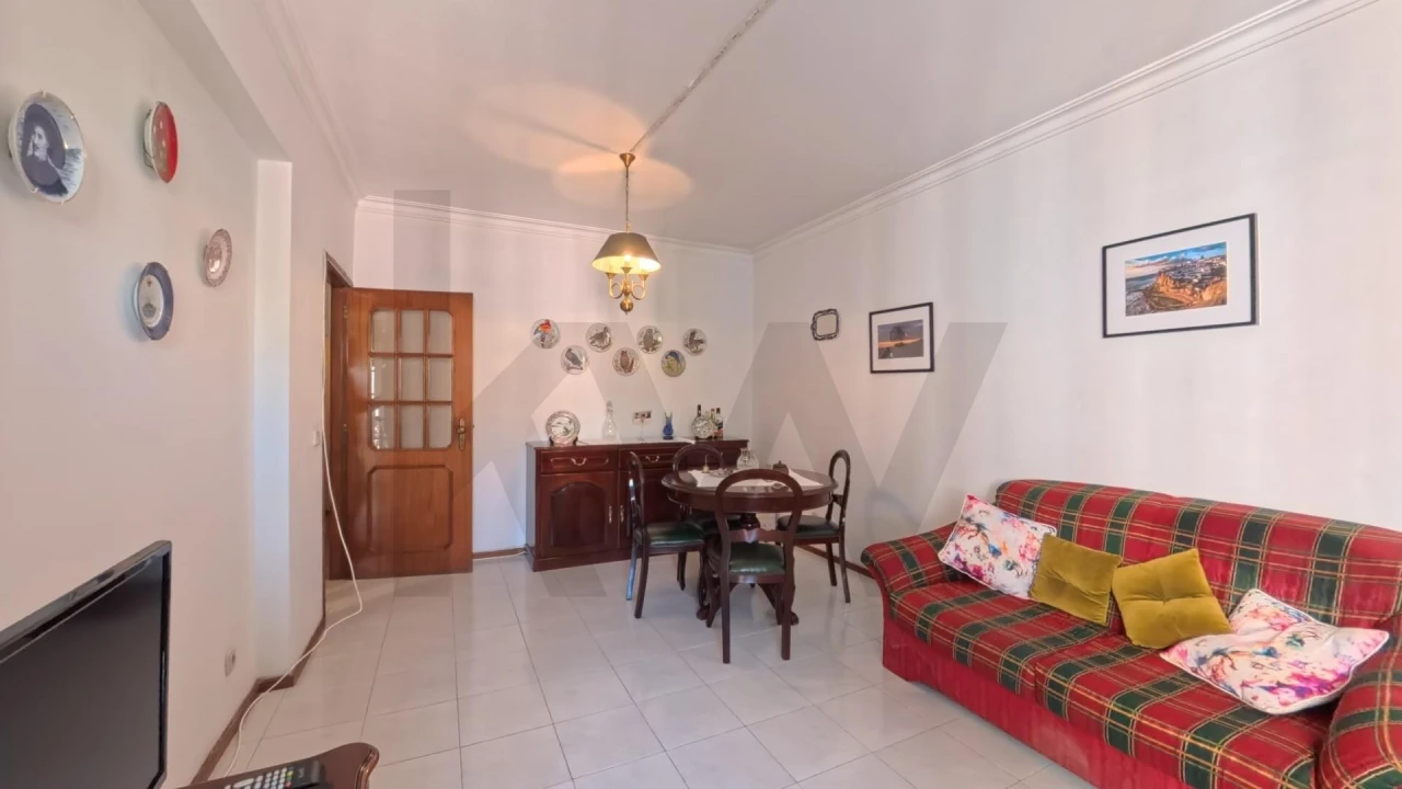 Apartamento T1 para Venda em Algueirão-Mem Martins Foto 3