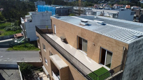 Apartamento T3 para Venda em Pedroso e Seixezelo