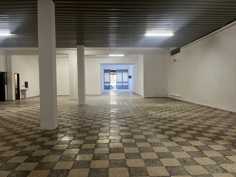 Armazém para Arrendamento em Baixa da Banheira e Vale da Amoreira Foto 1