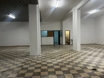 Armazém para Arrendamento em Baixa da Banheira e Vale da Amoreira