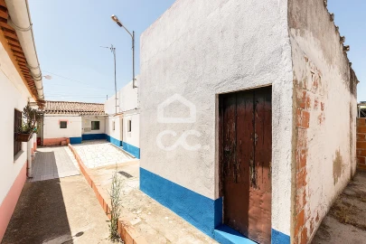 Moradia T2 para Venda em Malagueira e Horta das Figueiras