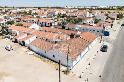 Moradia T2 para Venda em Malagueira e Horta das Figueiras