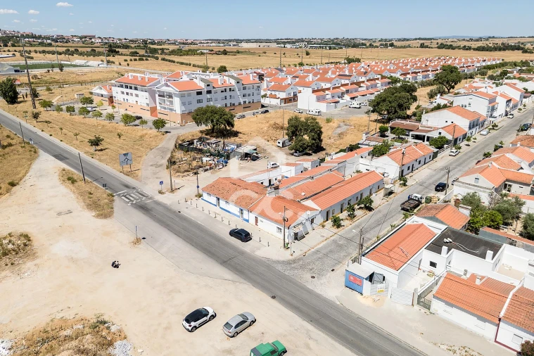 Moradia T2 para Venda em Malagueira e Horta das Figueiras Foto 44