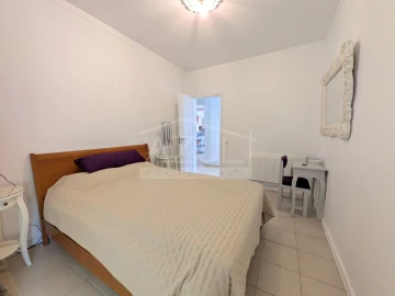 Moradia T4 para Venda em Loule (São Clemente)