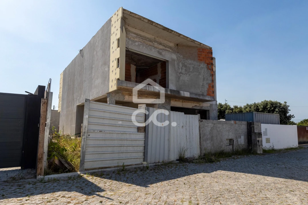 Moradia T4 para Venda em Matosinhos e Leça da Palmeira Foto 1