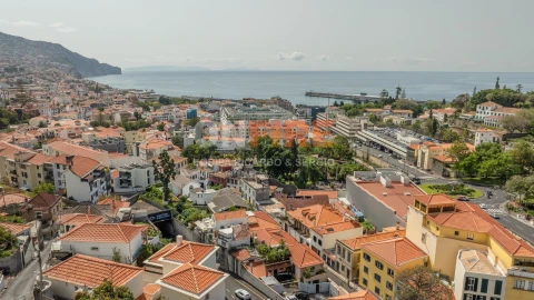 Moradia T4 para Venda em Funchal (Se)