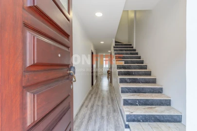 Moradia T4 para Venda em Funchal (Se)