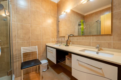 Apartamento T2 para Venda em Lagos (São Sebastião e Santa Maria)