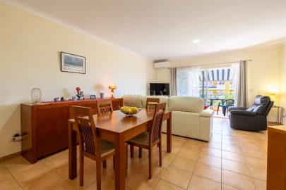 Apartamento T2 para Venda em Lagos (São Sebastião e Santa Maria)