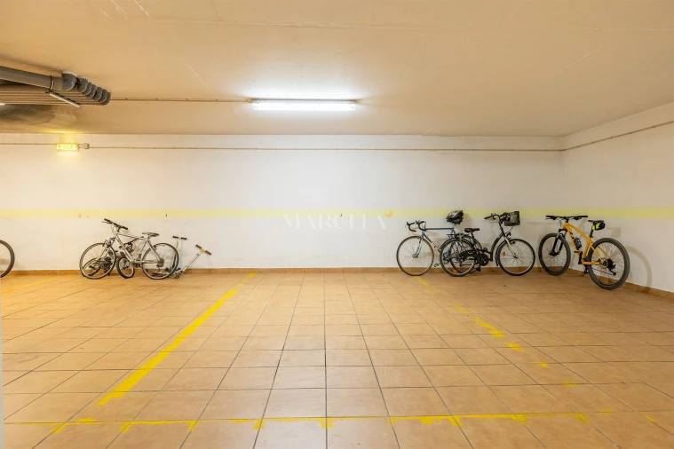 Apartamento T2 para Venda em Lagos (São Sebastião e Santa Maria) Foto 32