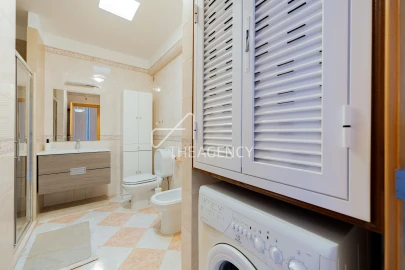 Apartamento T4 para Venda em Quarteira