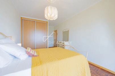 Apartamento T4 para Venda em Quarteira