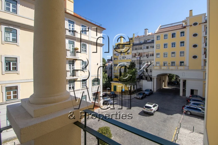 Apartamento T2 para Venda em Alcantara Foto 14