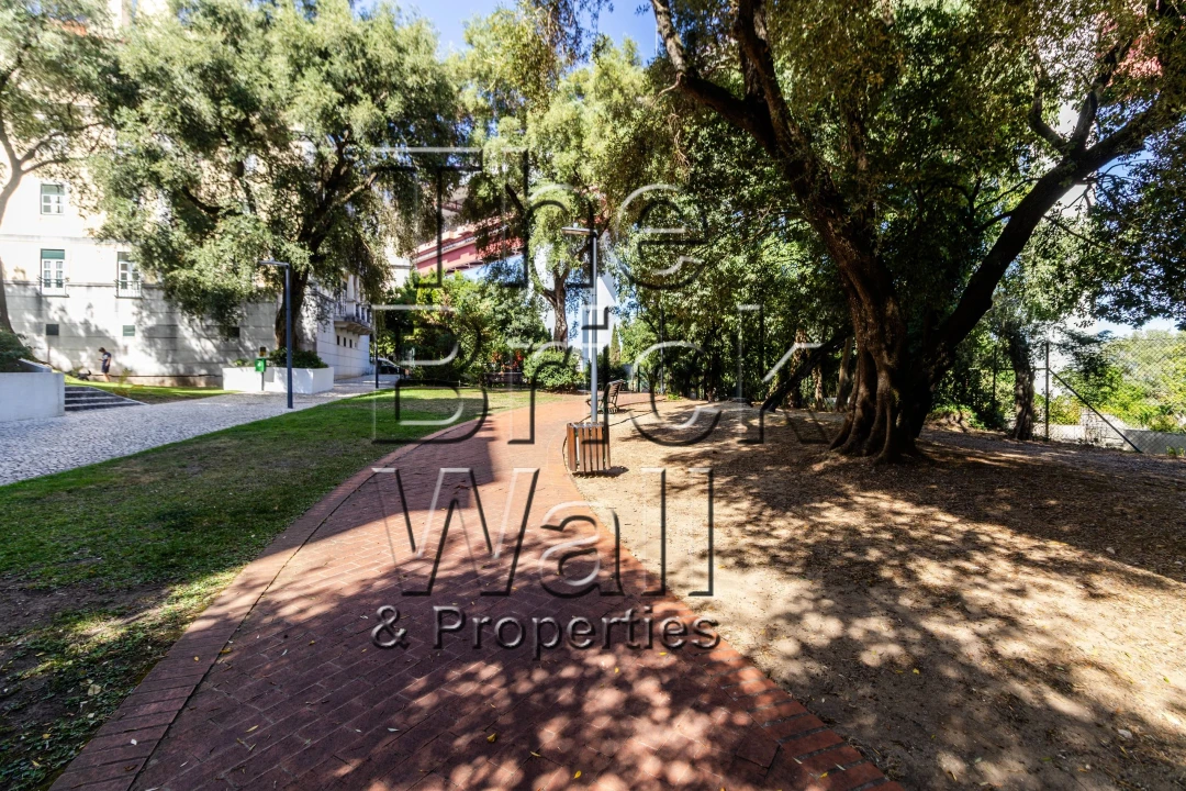 Apartamento T2 para Venda em Alcantara Foto 6