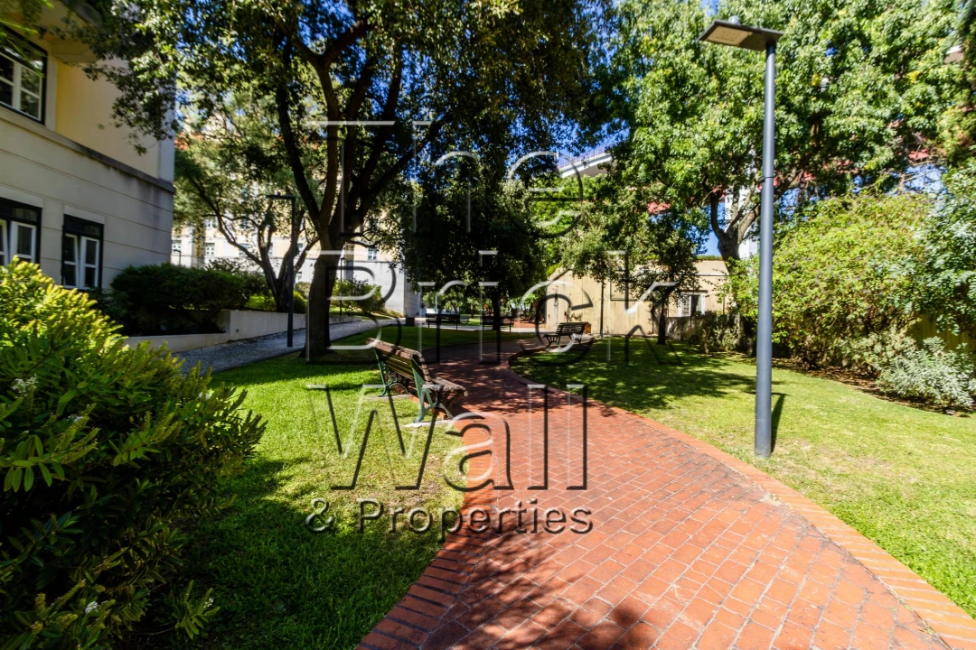 Apartamento T2 para Venda em Alcantara Foto 3