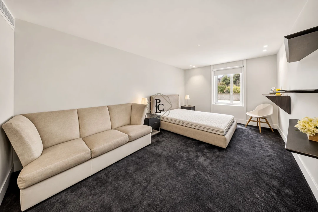 Apartamento T6 para Venda em Santo António Foto 48