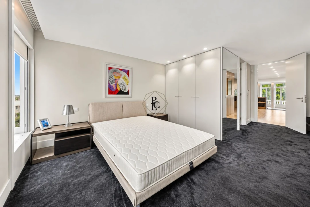 Apartamento T6 para Venda em Santo António Foto 38