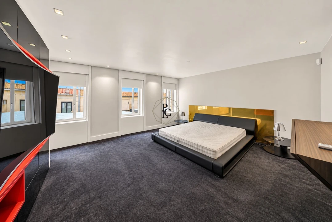 Apartamento T6 para Venda em Santo António Foto 46