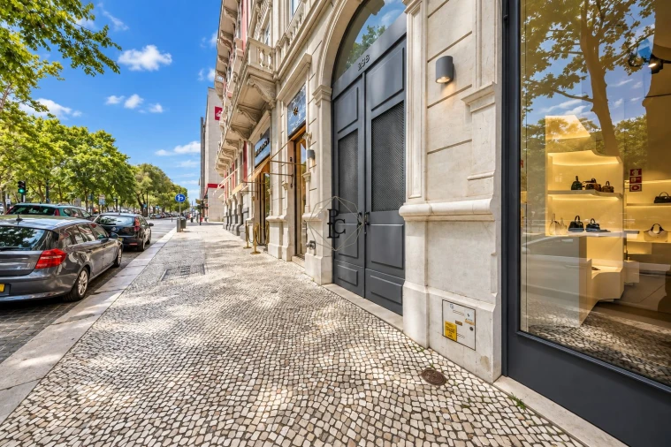 Apartamento T6 para Venda em Santo António Foto 59