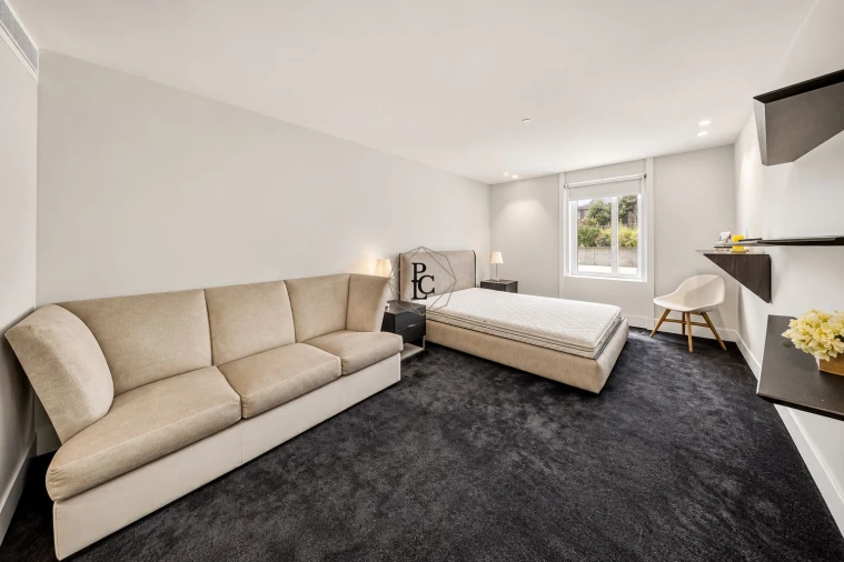 Apartamento T6 para Venda em Santo António Foto 48