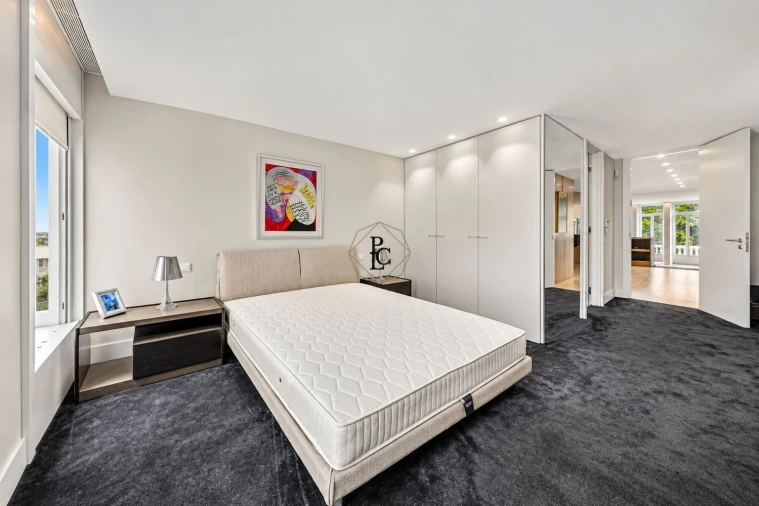 Apartamento T6 para Venda em Santo António Foto 38