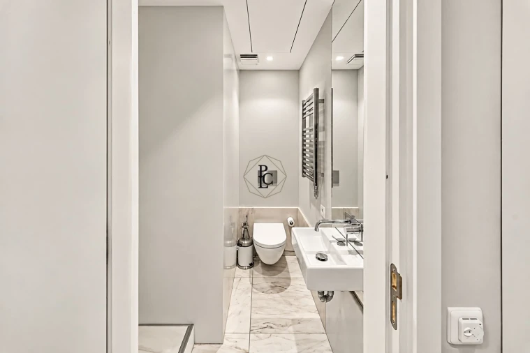 Apartamento T6 para Venda em Santo António Foto 36