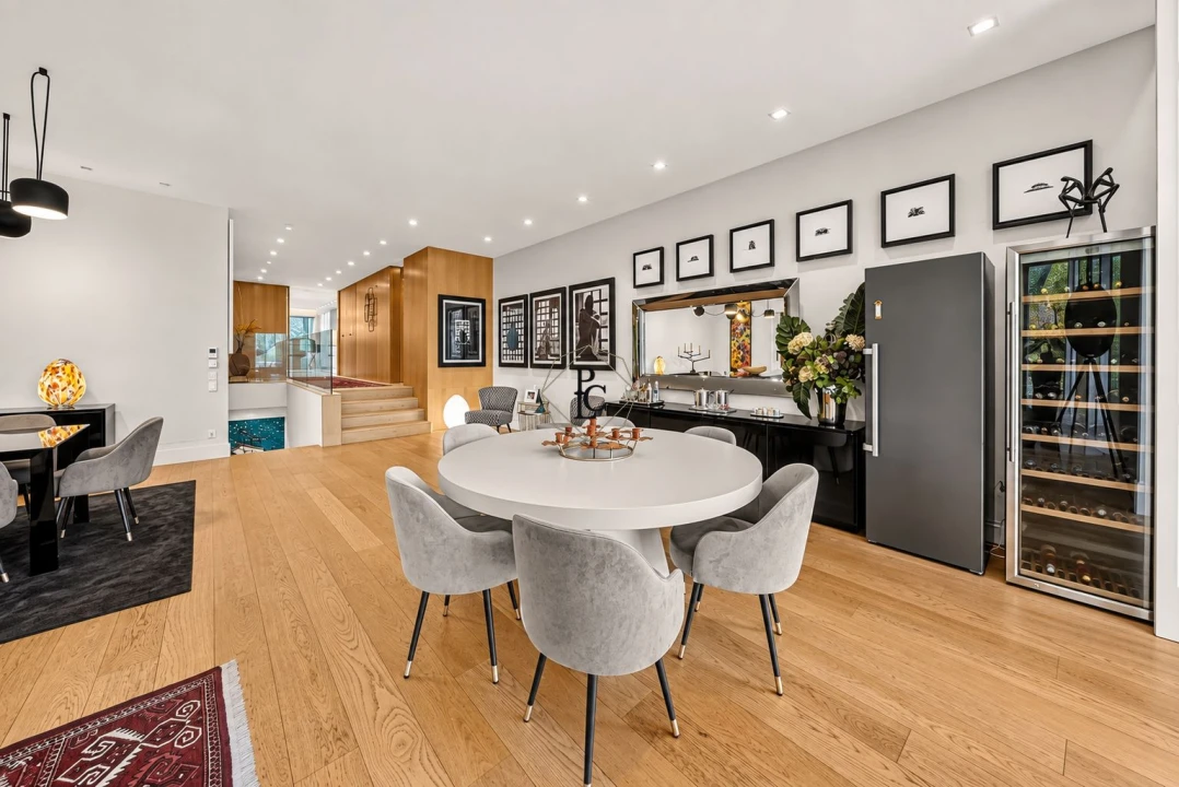 Apartamento T6 para Venda em Santo António Foto 16