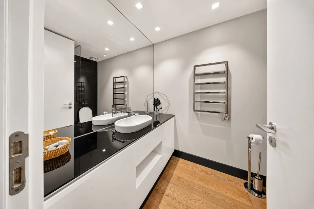 Apartamento T6 para Venda em Santo António Foto 51