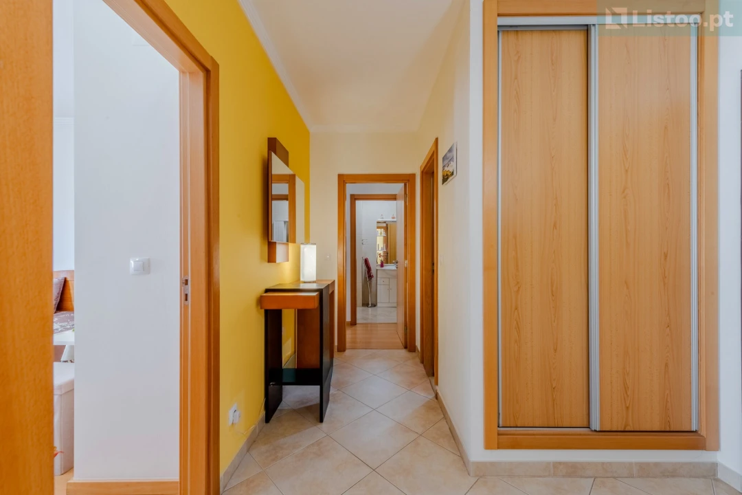 Apartamento T2 para Venda em Portimão Foto 22