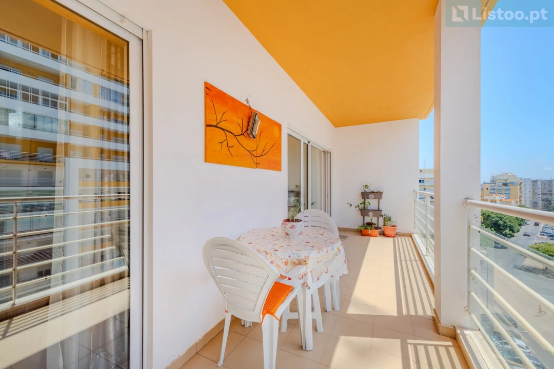 Apartamento T2 para Venda em Portimão Foto 1