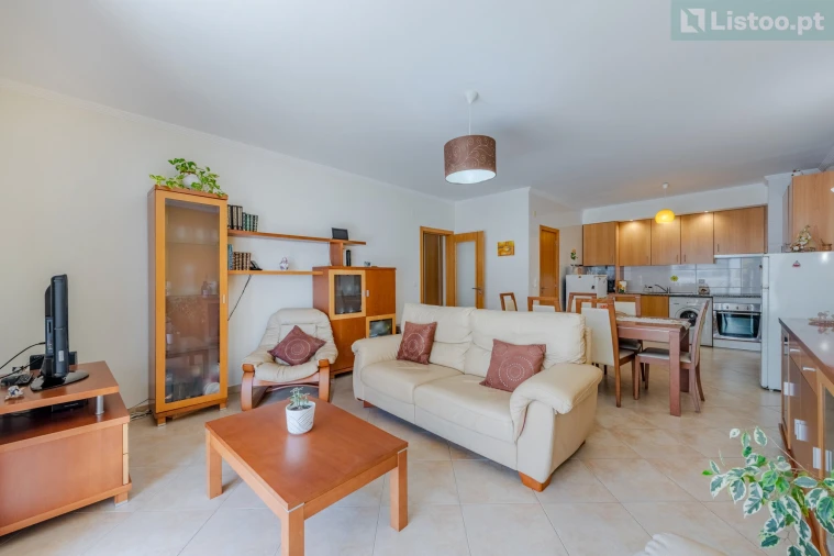 Apartamento T2 para Venda em Portimão Foto 6