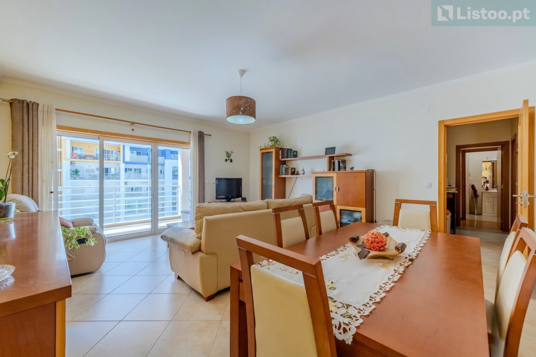 Apartamento T2 para Venda em Portimão Foto 5