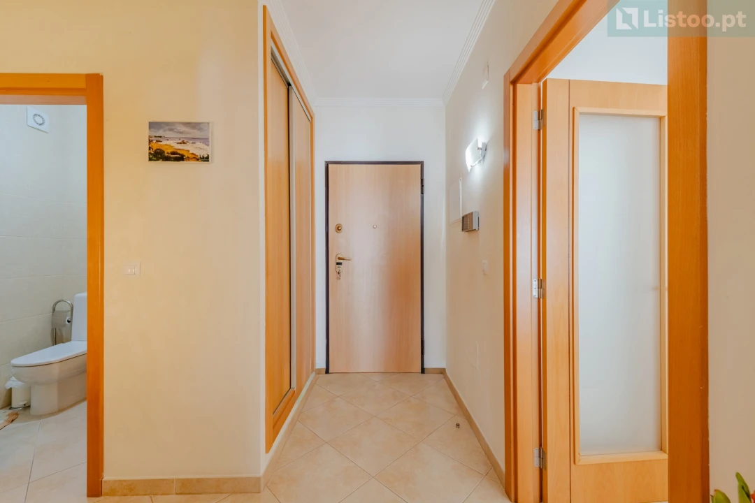Apartamento T2 para Venda em Portimão Foto 20