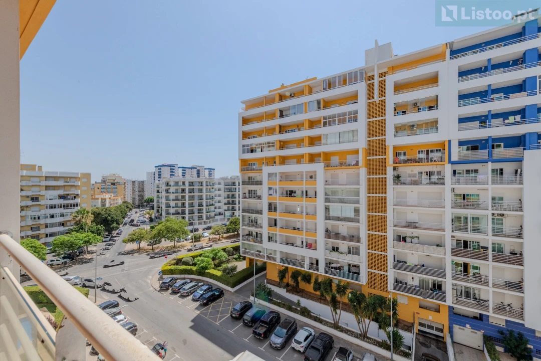 Apartamento T2 para Venda em Portimão Foto 23