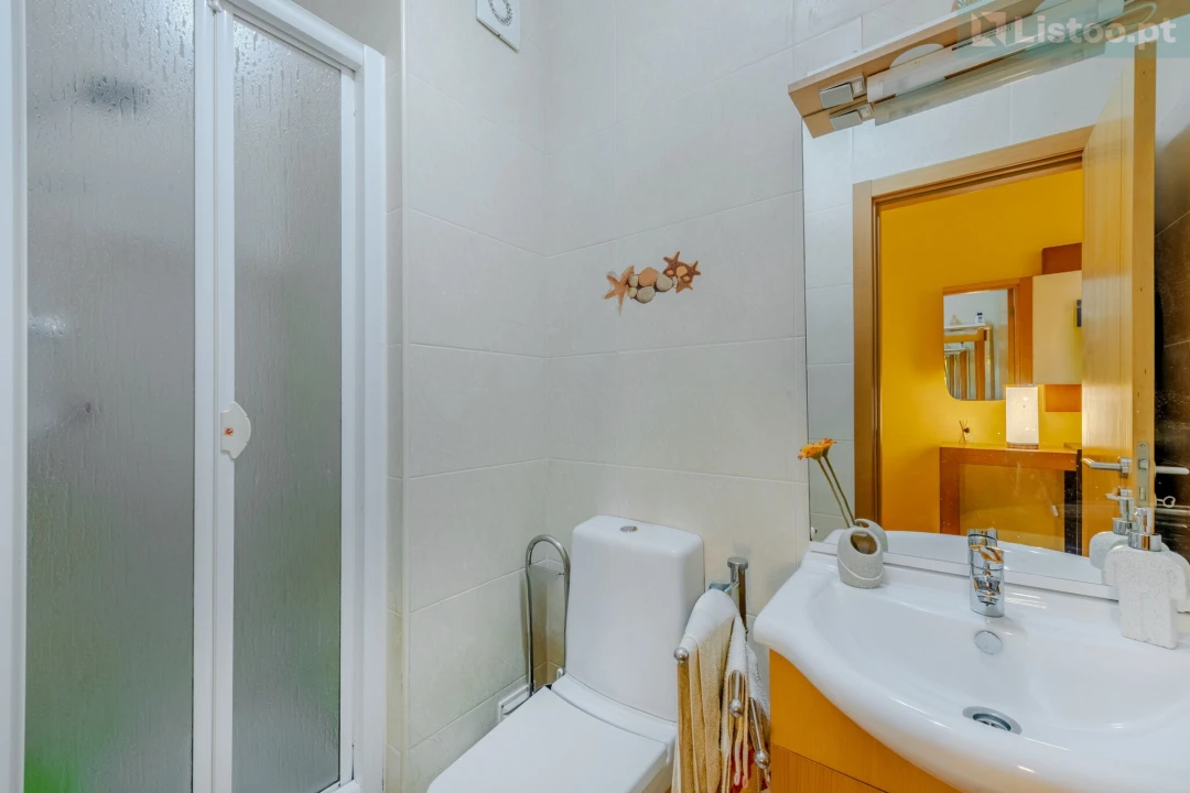 Apartamento T2 para Venda em Portimão Foto 21