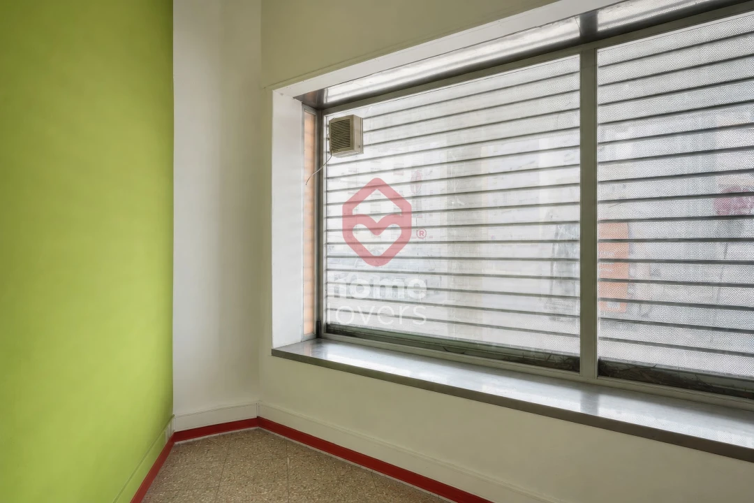 Negócio para Venda em Algés, Linda-A-Velha e Cruz Quebrada-Dafundo Foto 5