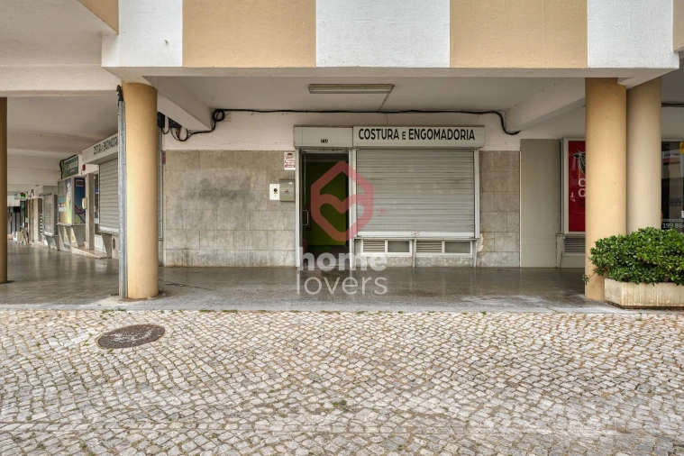 Negócio para Venda em Algés, Linda-A-Velha e Cruz Quebrada-Dafundo Foto 10