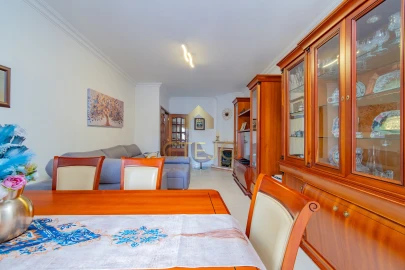 Apartamento T2 para Venda em Póvoa de Santa Iria e Forte da Casa