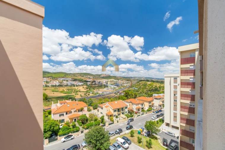 Apartamento T2 para Venda em Póvoa de Santa Iria e Forte da Casa Foto 23